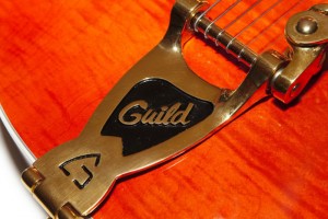Guild-X170T-Bigsby