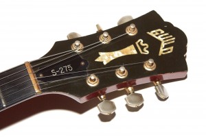 1982-Guild-S275-Headstock